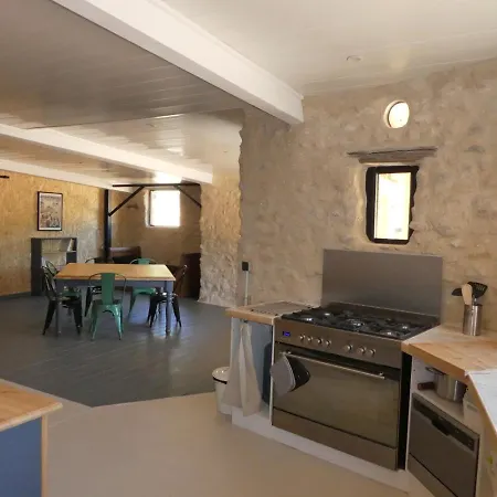 L'auguste Casa de hóspedes 3*