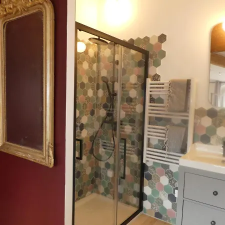 L'auguste Maison d'hôtes Valensole